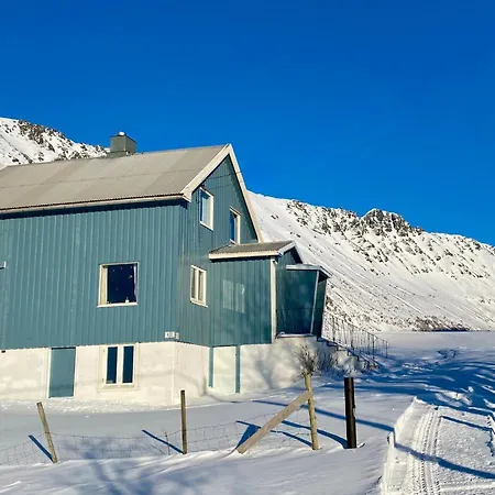 Holiday home The Blue House In Lofoten Alstad (Nordland)