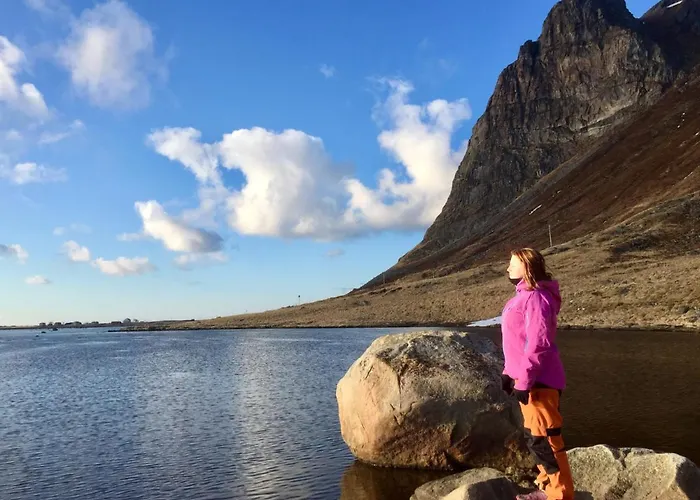 The Blue House In Lofoten * Alstad (Nordland)